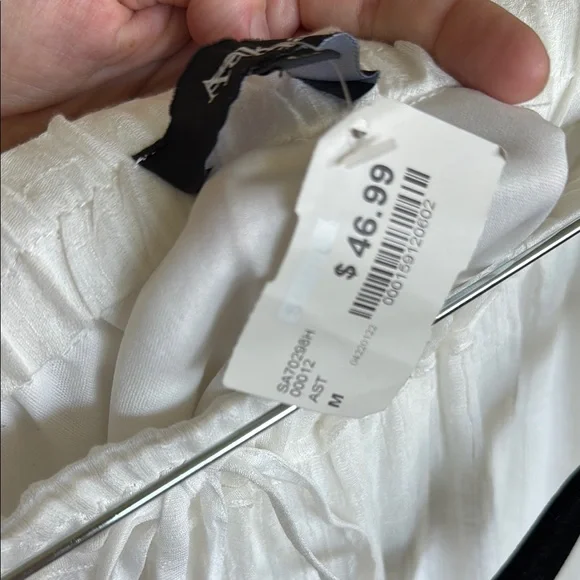 NWT Elegant White Ruffle Skirt - Picture 9 of 10